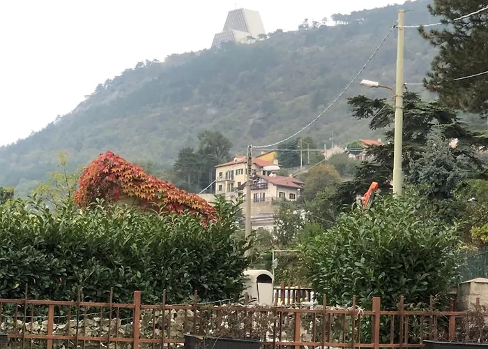 Casa De Mama