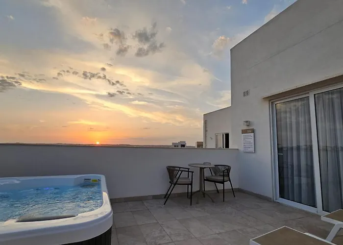 Hotel 100 Boutique Living Rabat
