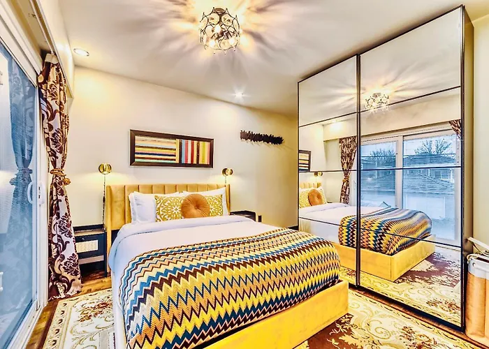 Neocolonial Nouveau Kensington Vacation Home