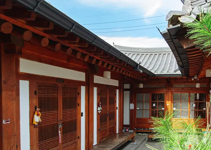 Jeonju Hanok Village Deoksugung