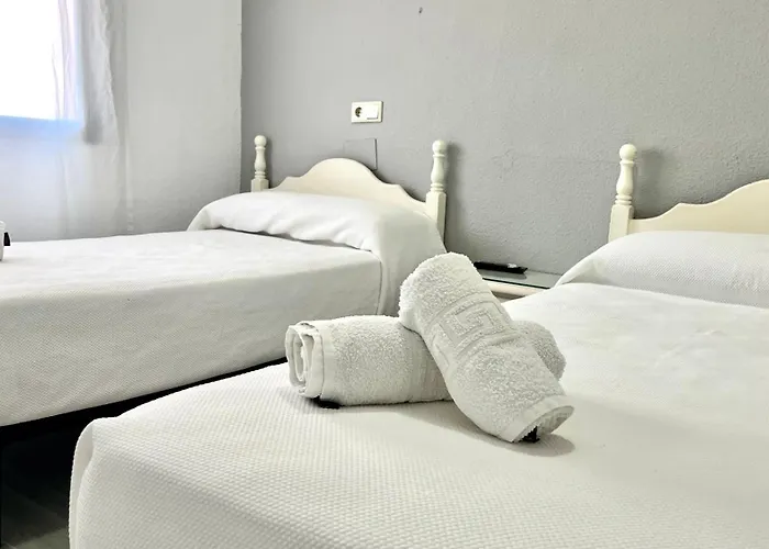 Hostal Carlos III