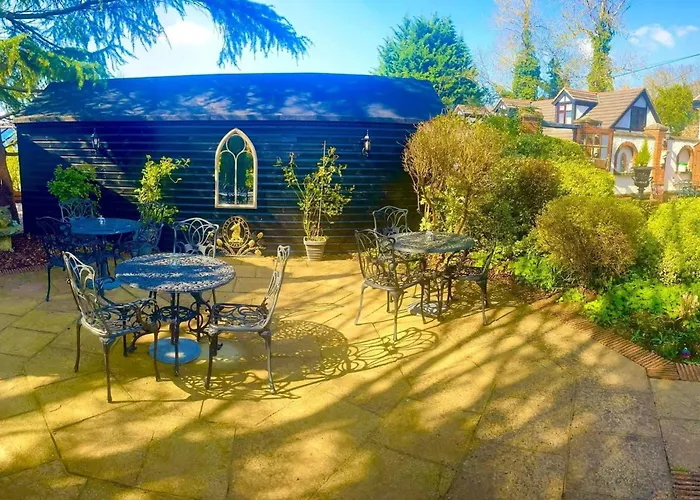 The Stanwick Hotel