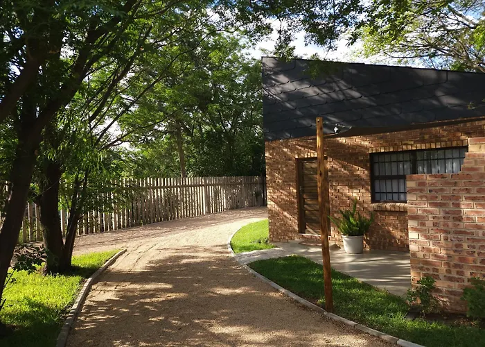 Bohemian Escape Midrand Hotel