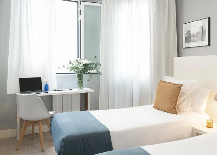 8Rooms