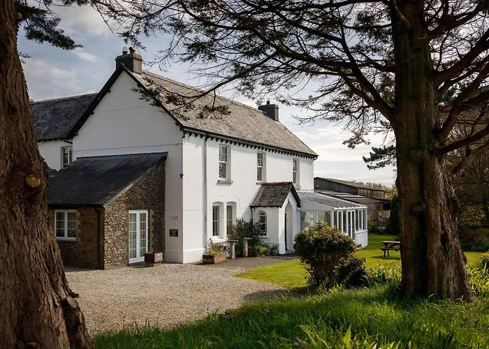 Bucklawren Farm