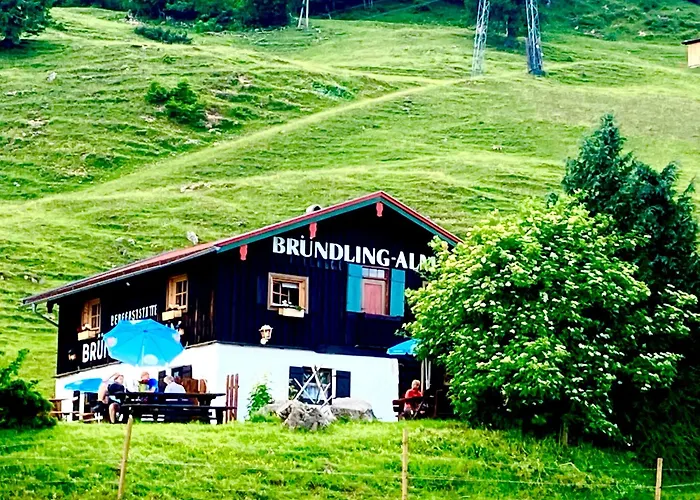 Bründling-Alm Berggasthof auf 1167m auf dem Hochfelln