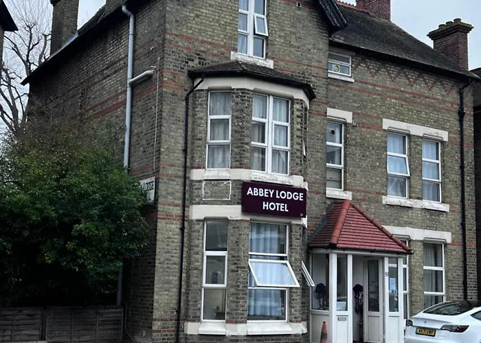 Abbey Lodge