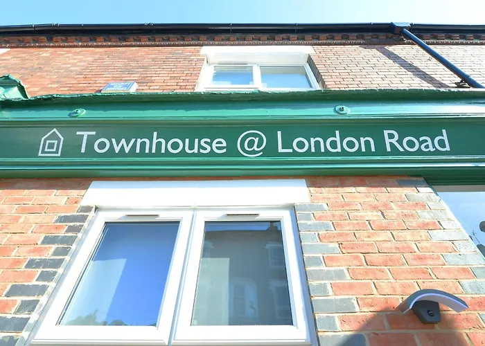Townhouse Plus @ London Road Stoke