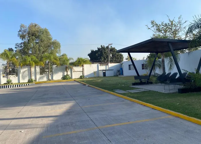 Hotel Bugari Aeropuerto Guadalajara