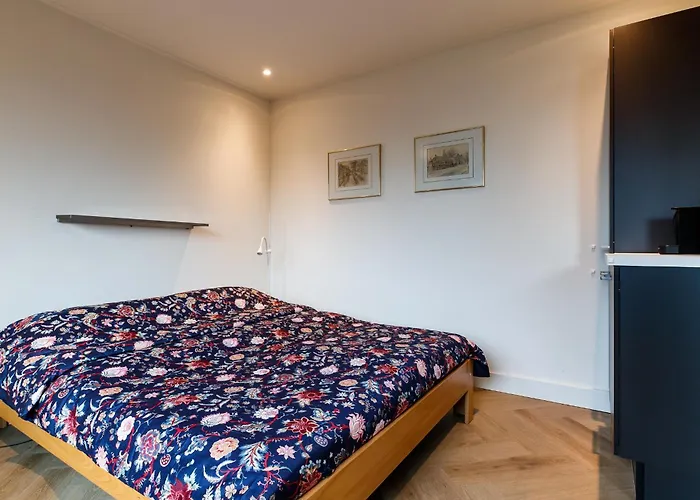 Easy Sleep little Amsterdam Hotel Lelystad