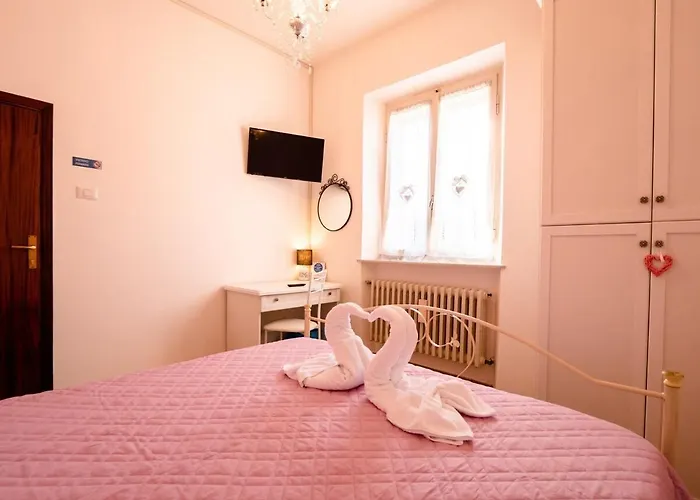 Casa Mafalda - Rooms, Friends And More - , Guest House