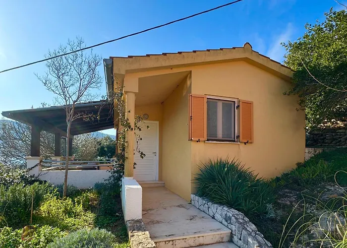 Villa Rava Hotel & Restaurant