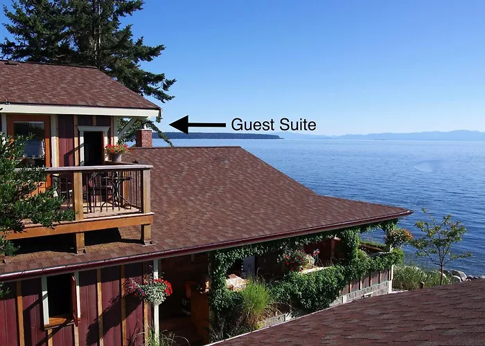 Blitz Beach House Oceanside Suite