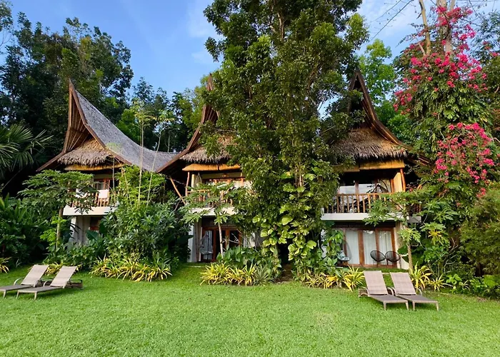 Fox & The Firefly Cottages