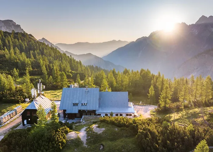 Postarski Dom On Vrsic Kranjska Gora