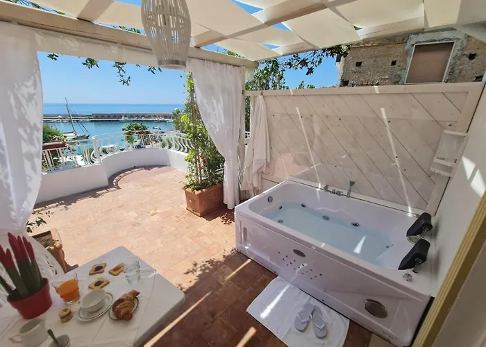 Luxury B&B Suite Jacuzzi Villa Filomena