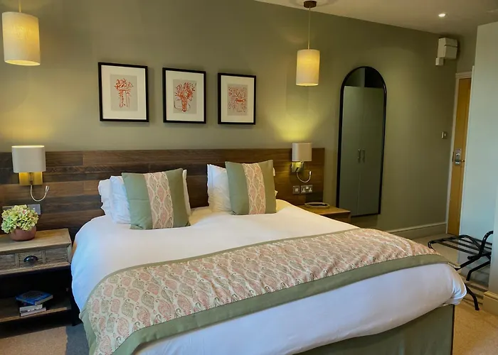 The Partridge, Stretton