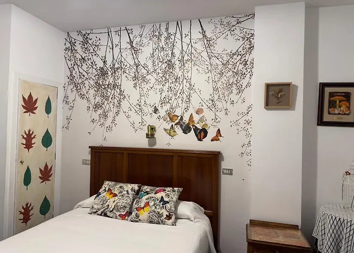 Hostal Pirineos Barbastro