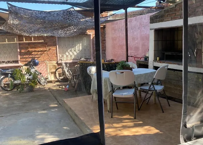 Hotel Casita Del Parque Salto