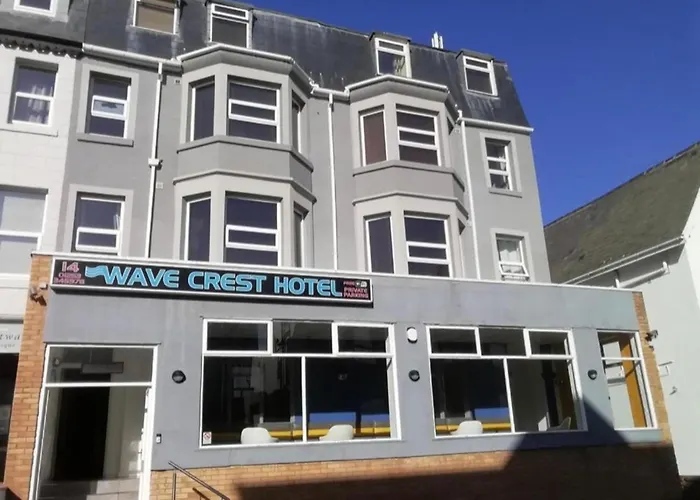 Oyo Wave Crest Hotel