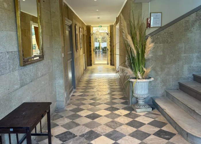 Chateau de mont-vert