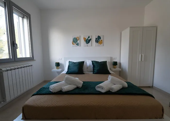 Smilax - Hydruntum Holiday Rooms Otranto