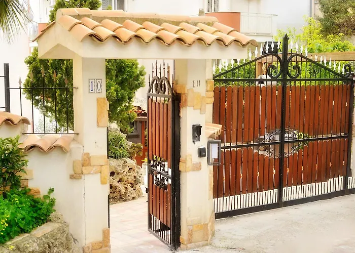 Hotel Elsa Cori Me Favara