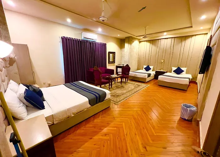Shelton Guest House