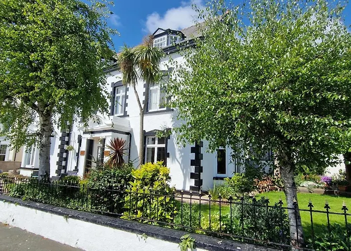 Holcombe House Guest House
