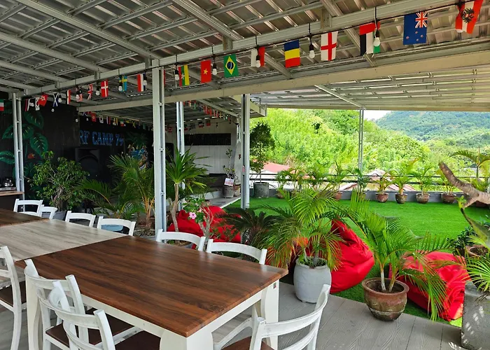 Surf Camp 79 Hotel Kuta 