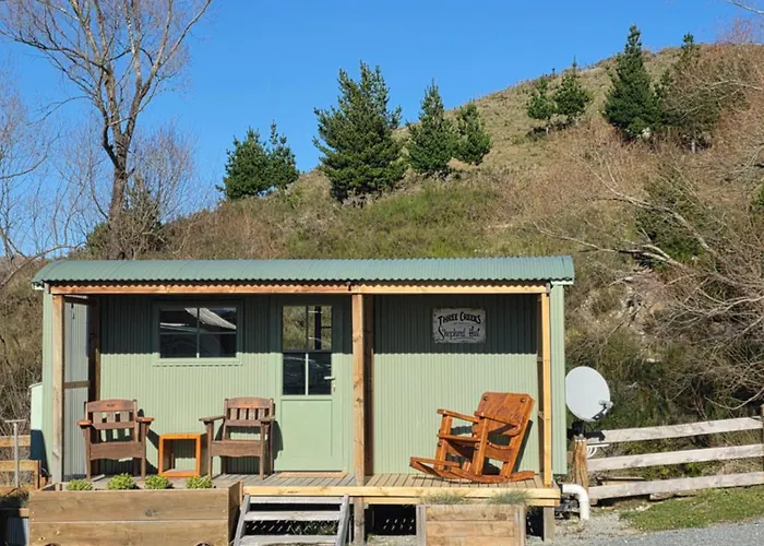 Shepherds Hut Gateway To Tekapo And The Mackenzie District Burkes Pass
