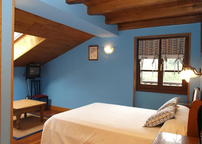 Hostal Rural Onbordi Lesaka