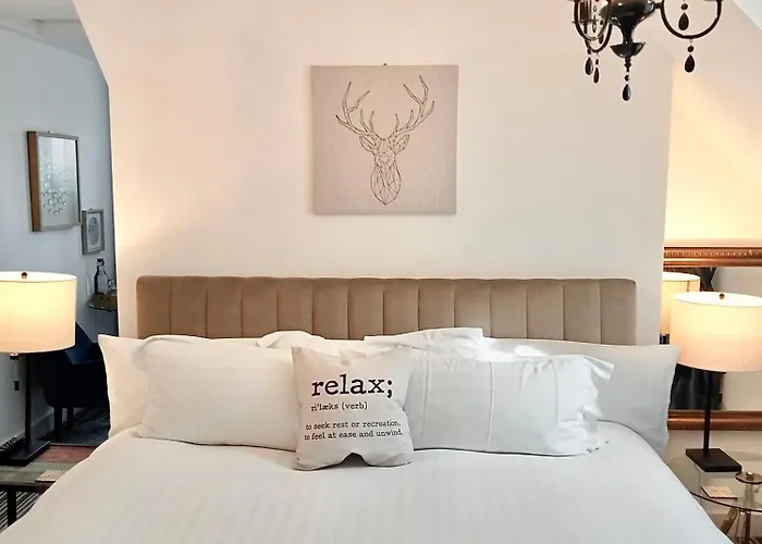 Regency Rooms
