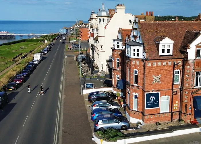 Sandcliff Guest House
