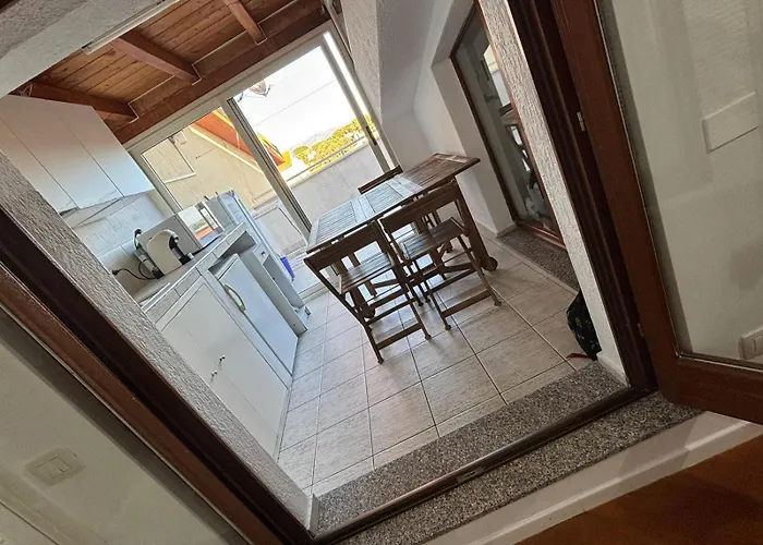Margine Rosso Suite Quartu SantʼElena