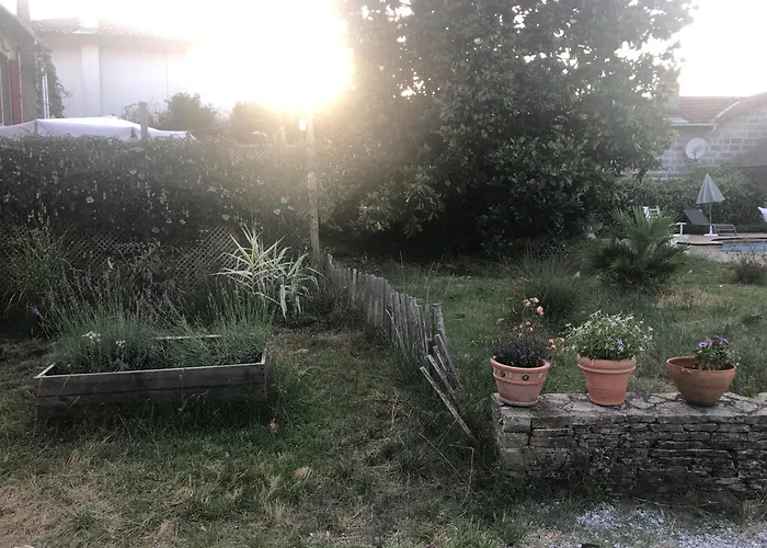 Bel appartement et jardin chez Maison Devaux