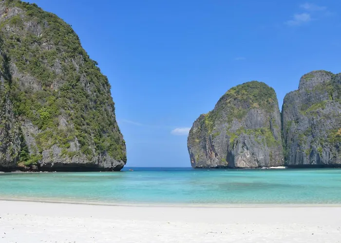 The Emerald Krabi Beach Resort Klong Muang Beach