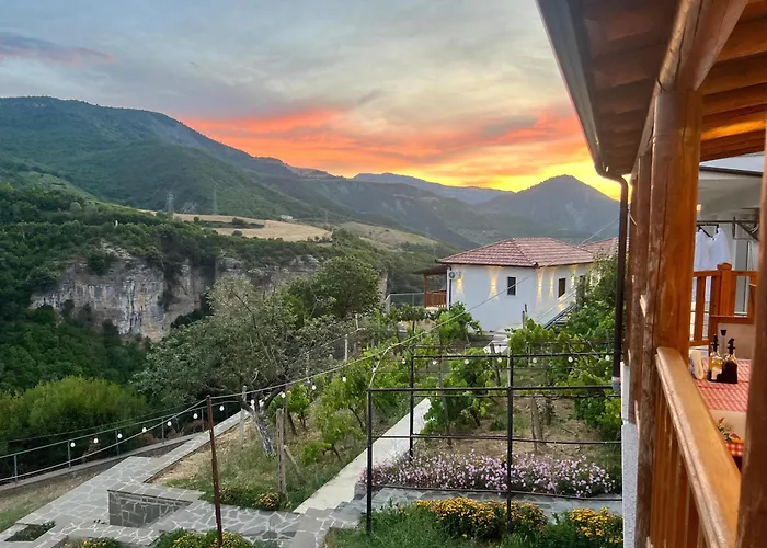 Guest House Bracaj Zhaban