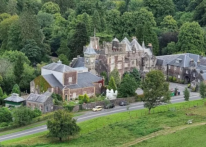 Craig-Y-Nos Castle