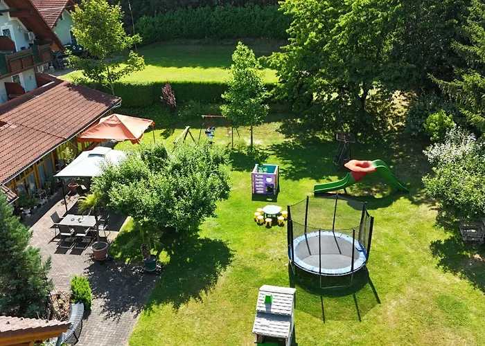 Pension Drei-Mäderl-Haus