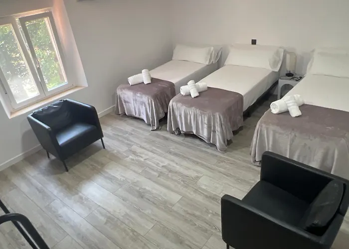 Hostal Las Cruceras
