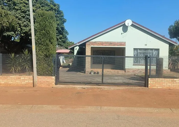 Cozy Rest Hotel Rustenburg