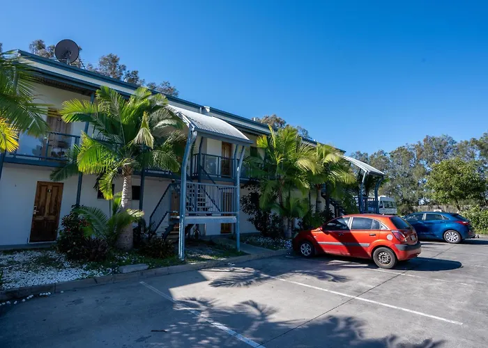 Novena Palms Motel