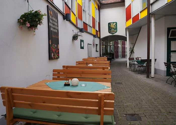 Hotel Der Greif