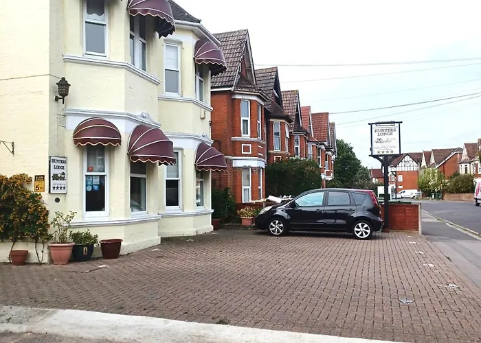 Hunters Lodge Guest House