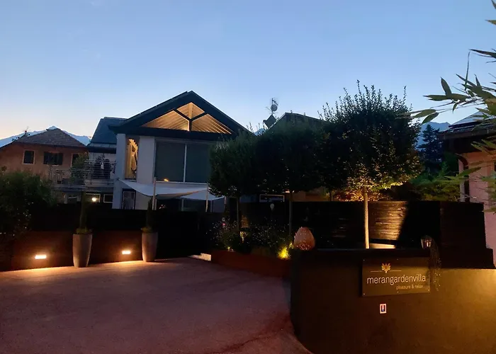 Merangardenvilla Adults Only