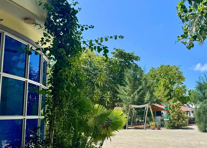 Noah Private Beach House Himmafushi
