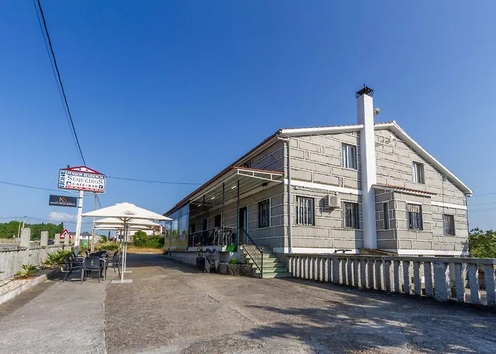 Hostal Sequeiros San Ciprian de Vinas