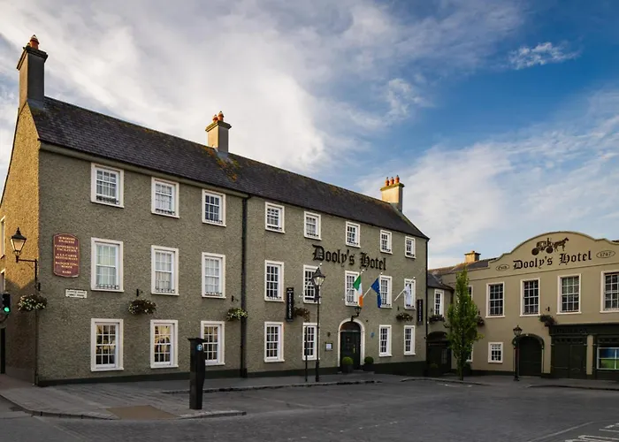 Dooly'S Hotel