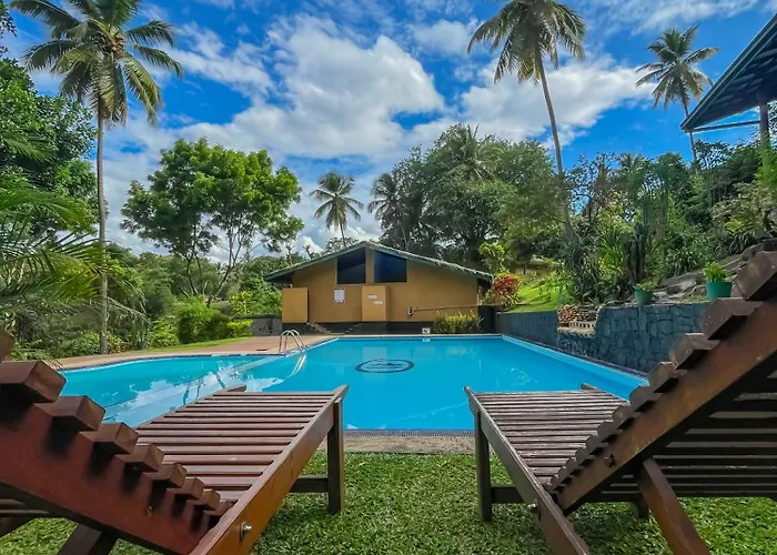 Oruthota Chalets